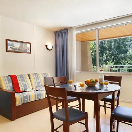 Vacanceole - Le Domaine De Chames - Pont D'arc Aparthotel 3*